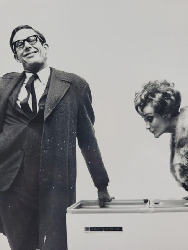 Stereotypical salesman and female shopper Daz washing powder advert test print by Michael Joseph