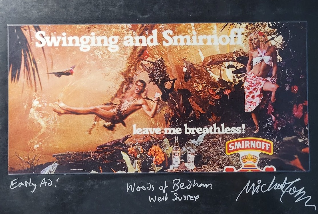 Publicité pour Smirnoff, Tarzan dans la jungle, avec Jane, perroquet et vodka, par Michael Joseph