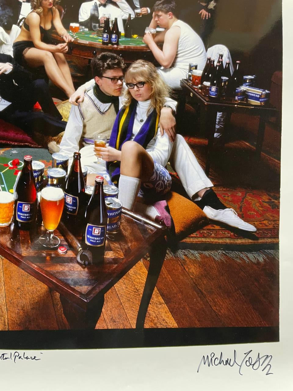 Tiddlywinks Crystal Palace, photo prise pour publicité Whitbread Ale, fête étudiante avec consommation de bière, par Michael Joseph.