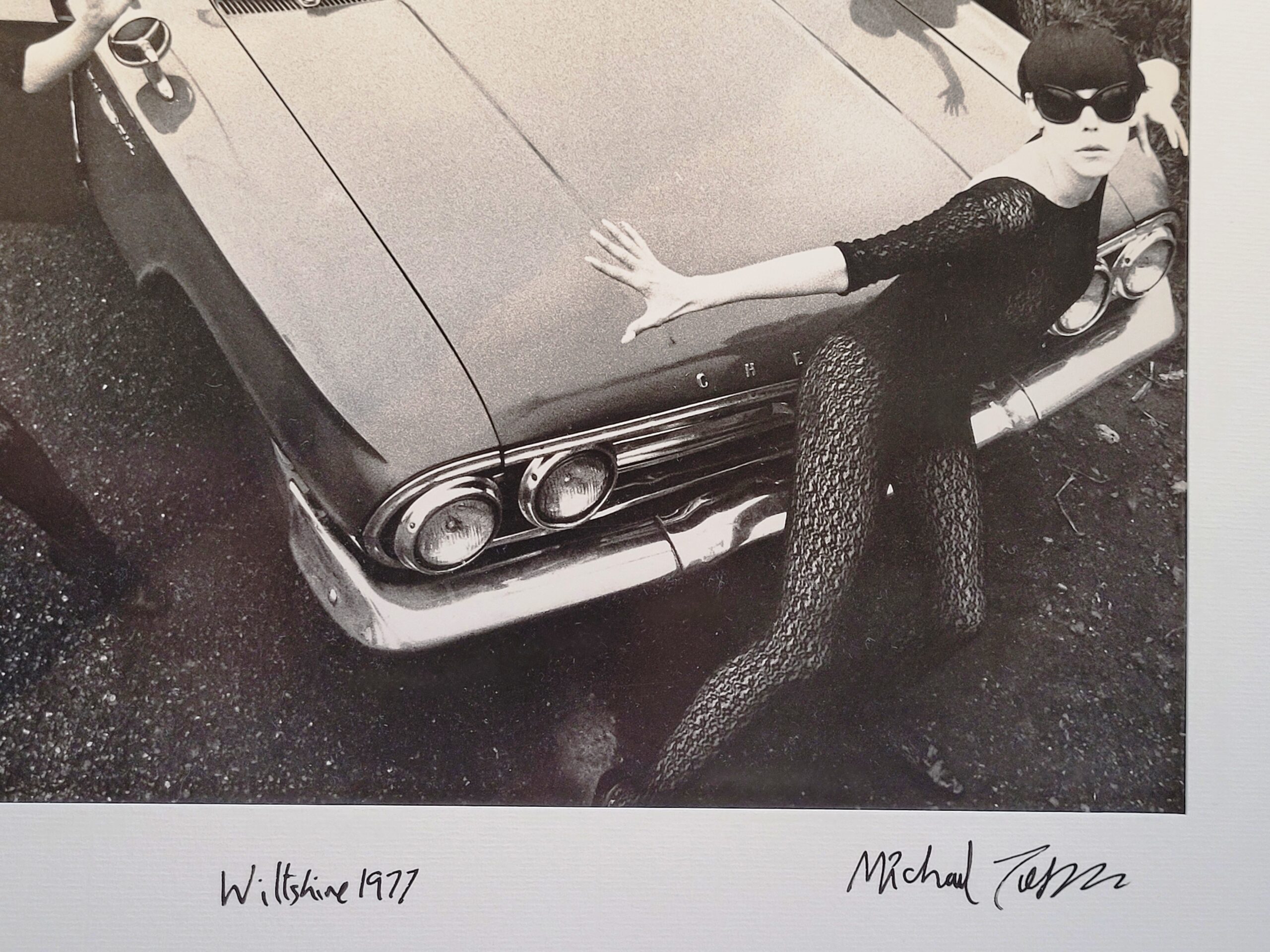 Acrilan sixties country road-block, rebellious sunglass-bearing gals and vehicles, by Michael Joseph
