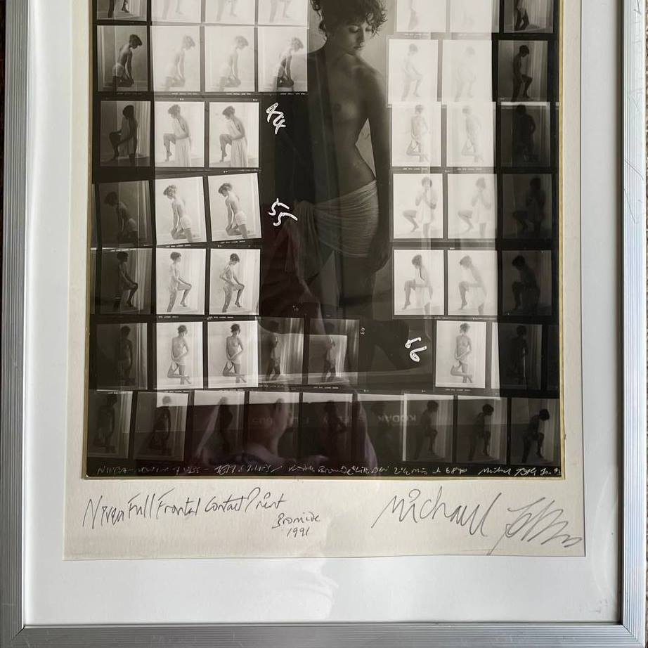 Planche contact Femme nue et baignoire, Belle Composition Brune par Michael Joseph