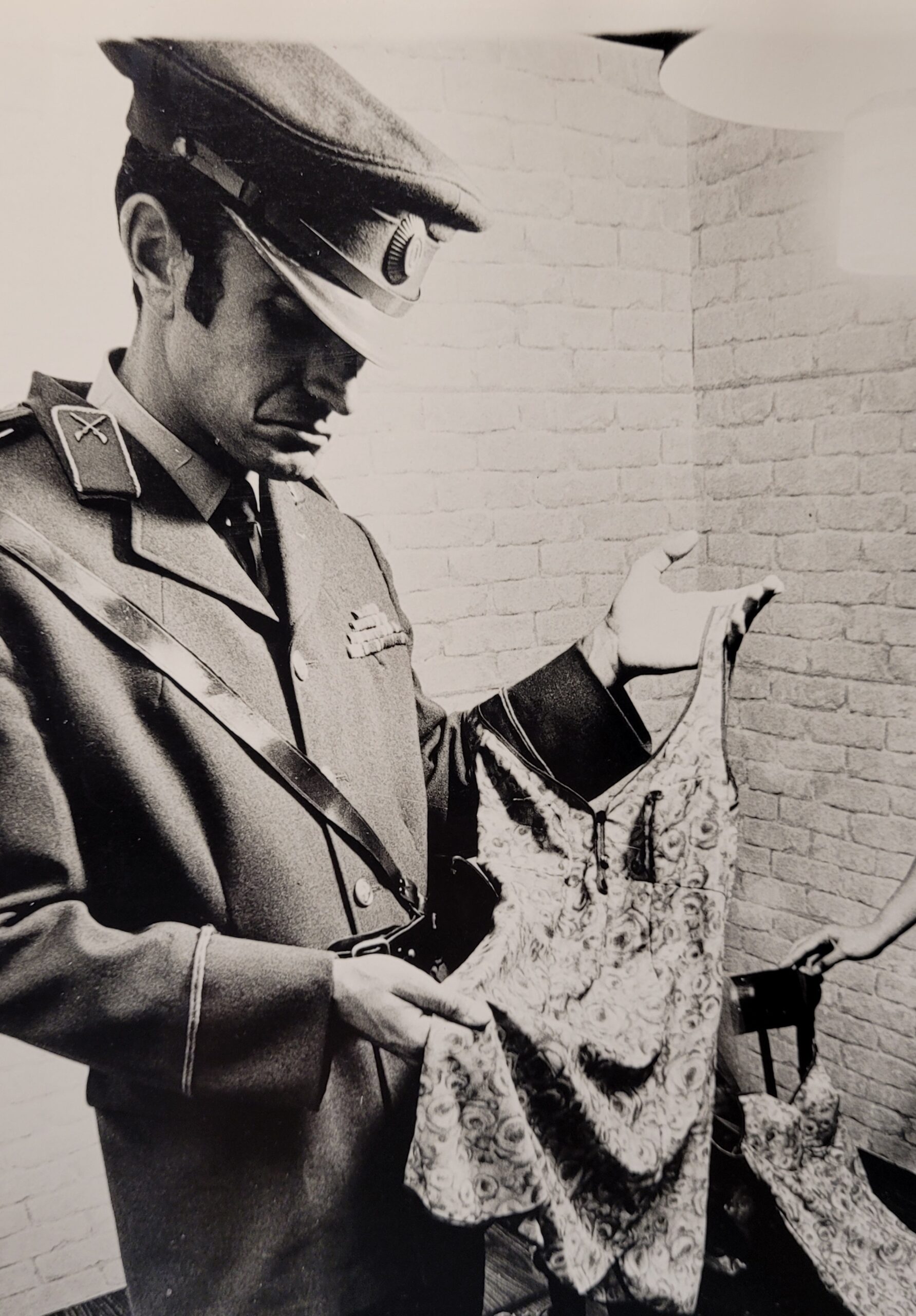 Triumph prison lady, underwear to be arrested in, classic gender stereotype advert by Michael Joseph