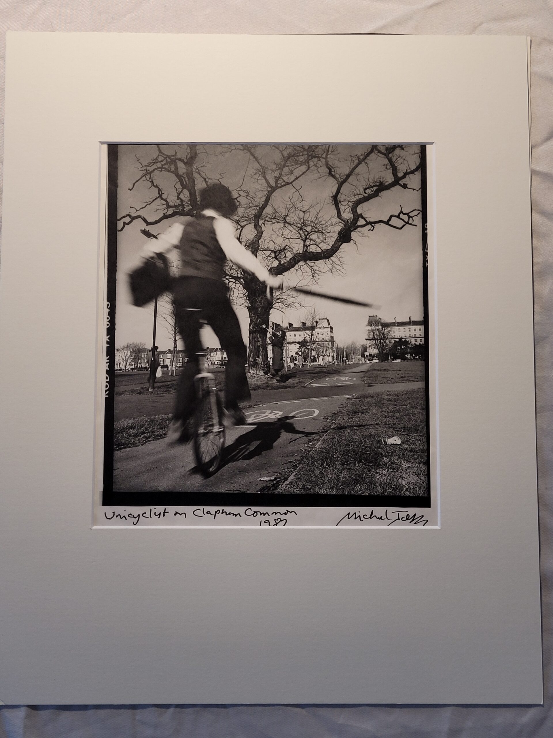 Portrait unicycliste sur Clapham Common à Londres, par Michael Joseph