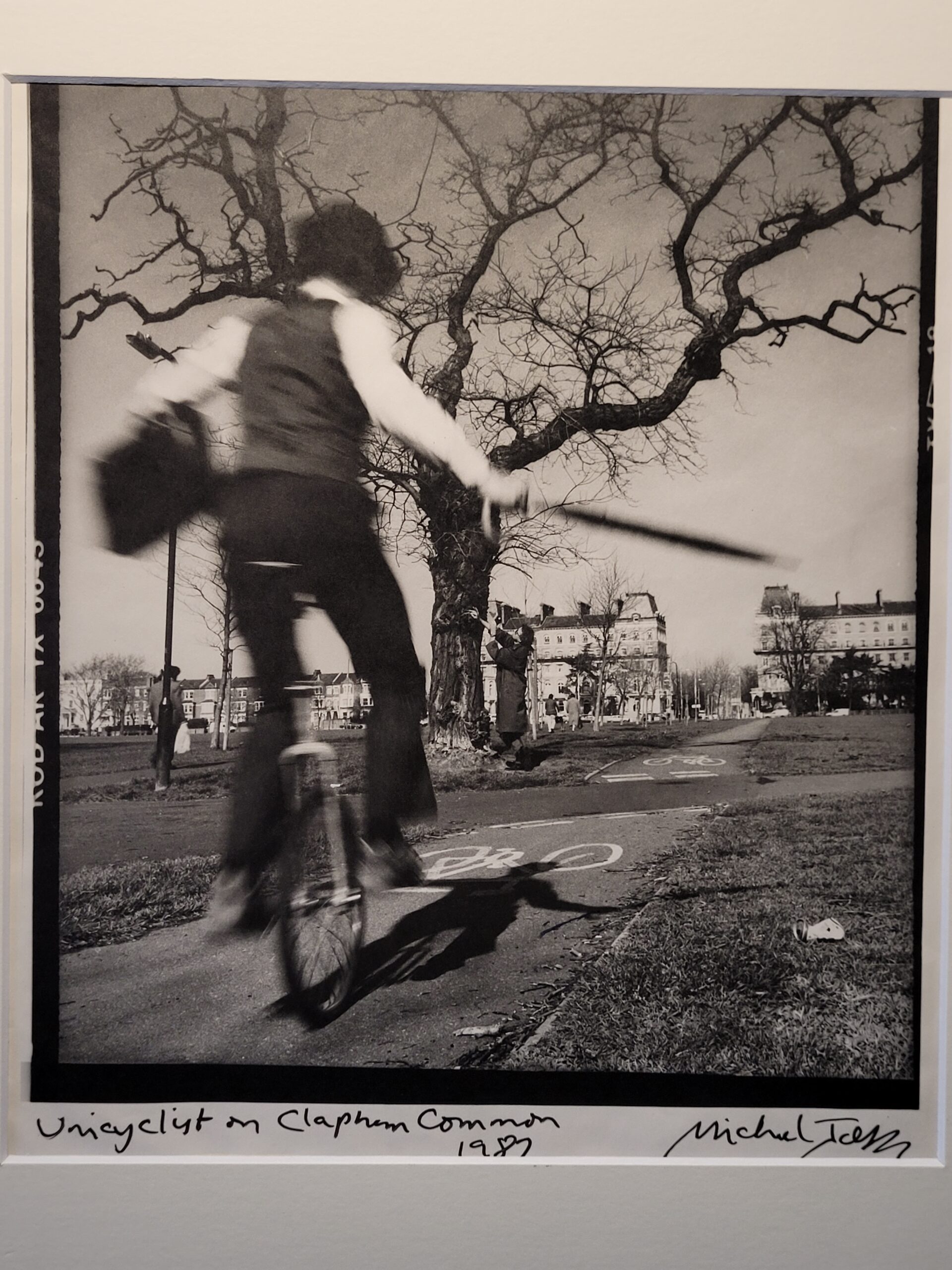 Portrait unicycliste sur Clapham Common à Londres, par Michael Joseph