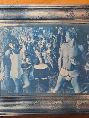 Tarzan et Jane dans la jungle – Cyanotype d’après un négatif original de Michael Joseph