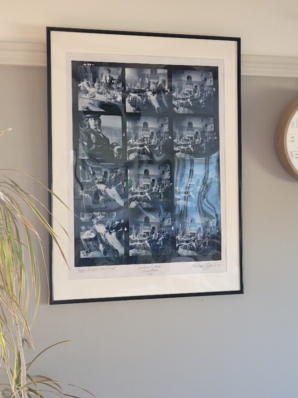 Planche Contact Bleue: Beggars Banquet les Rolling Stones lors de la photoshoot, méli-mélo de 1968 à Sarum Chase, par Michael Joseph