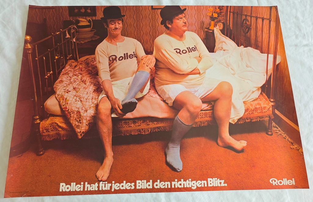 Laurel & Hardy - Rollei Campagne , 1974 (sosies) - affiche double face, photo par Michael Joseph