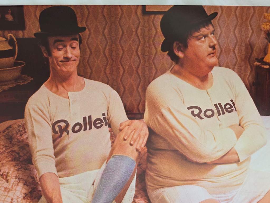 Laurel & Hardy - Rollei Campagne , 1974 (sosies) - affiche double face, photo par Michael Joseph – Image 6