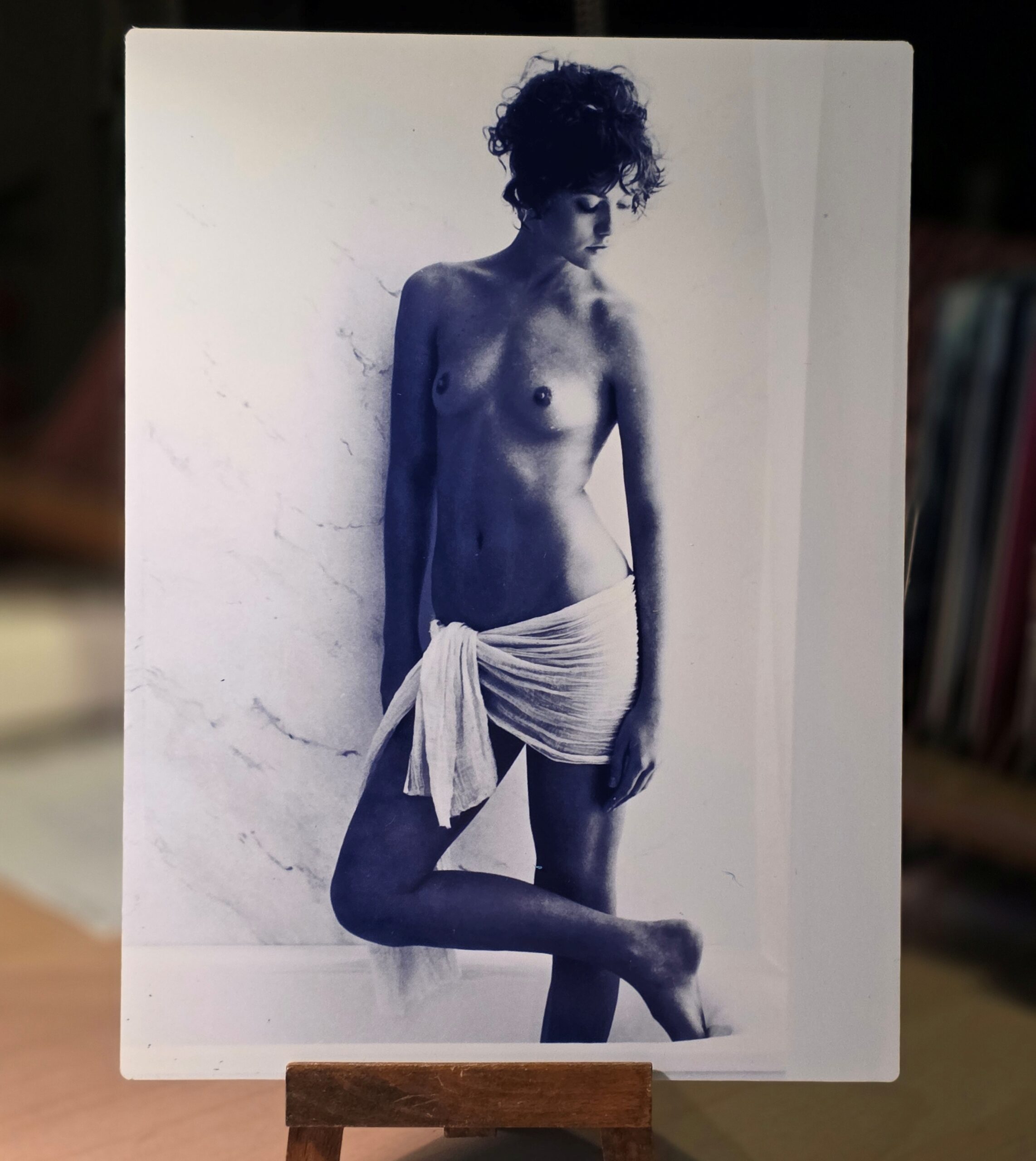 Nivea Frontal - steel blue, gloss finish Print on aluminium, photo by Michael Joseph