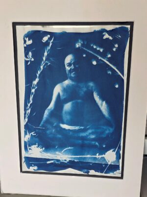 Yoga fleuri cyanotype, photo by Michael Joseph