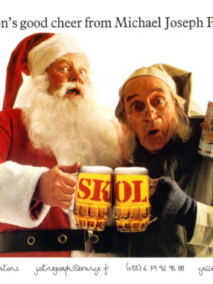 Magnet SKOL advert, scrooge and father christmas drinking together