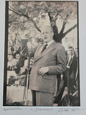 Harold Macmillan Discours « Wind of Change » portrait - Photographie de Michael Joseph
